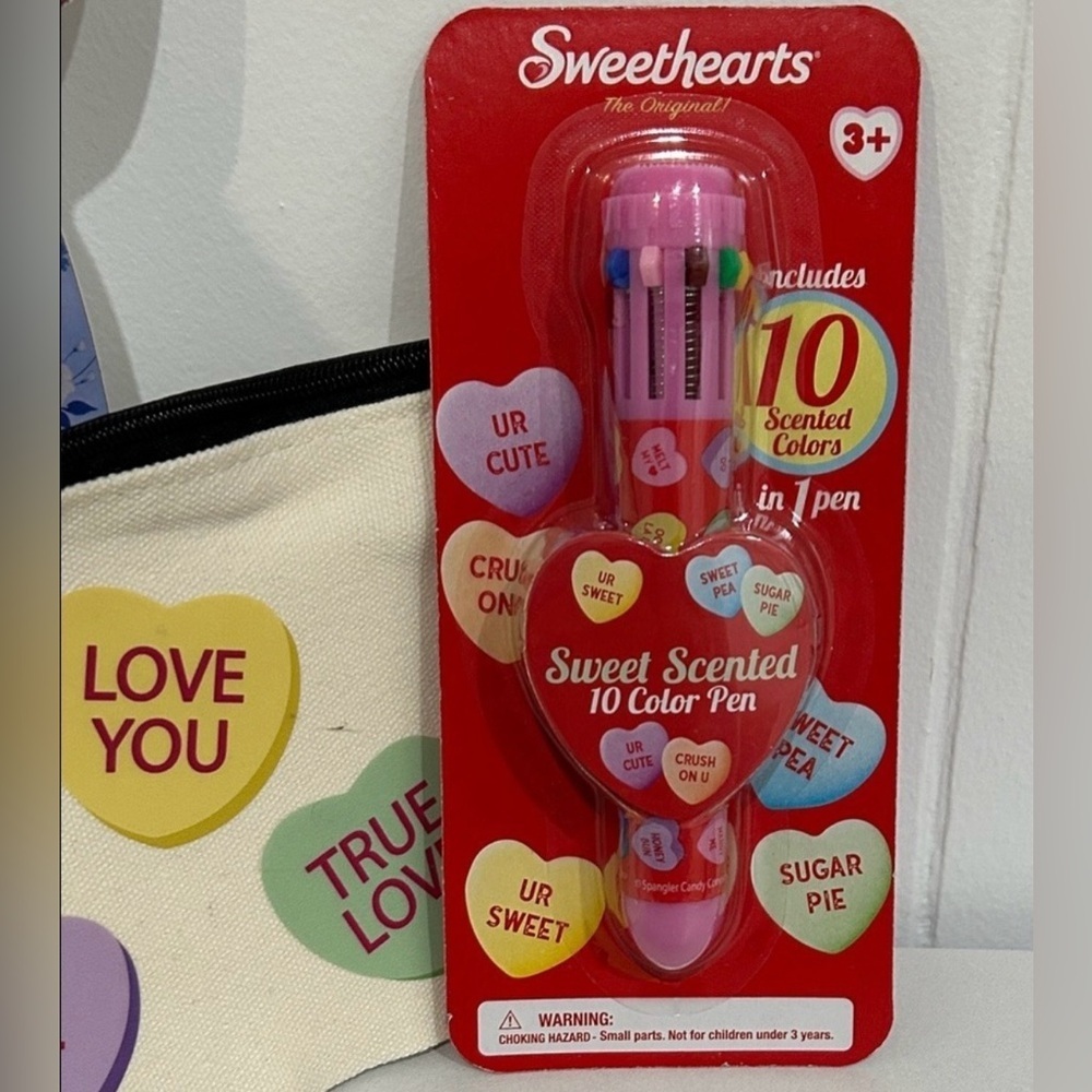 Pouch and Accessory Set (4 pieces) lip gloss pen and hair clip! - Picture 3 of 3